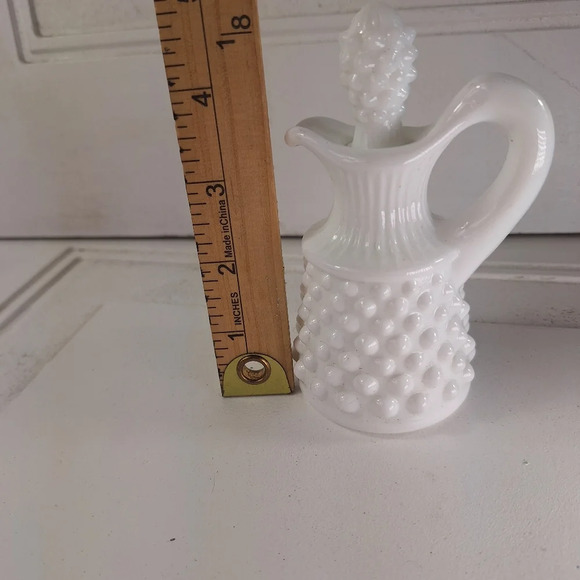 Vintage Fenton Hobnail Milk Glass  Cruet  Bottle With Stopper - Picture 9 of 10